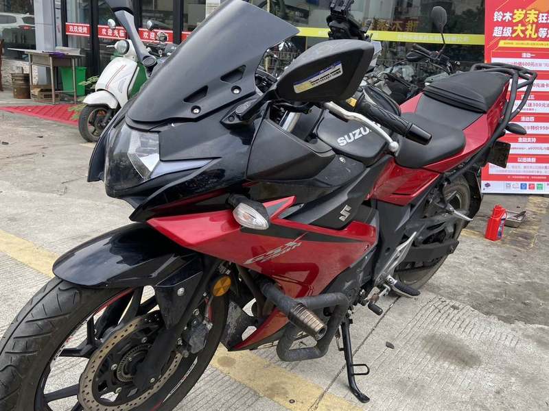 二手豪爵铃木GSX250R