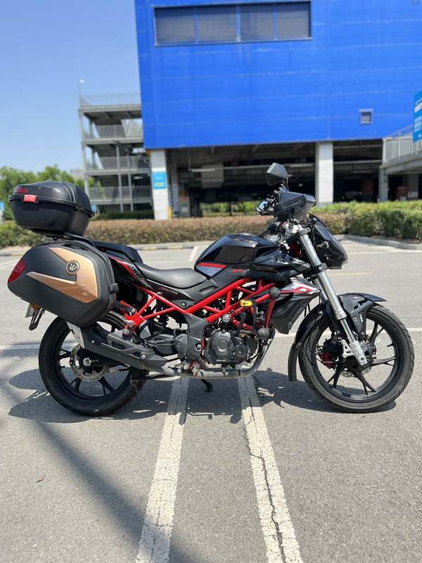 二手贝纳利红宝龙 TNT150i