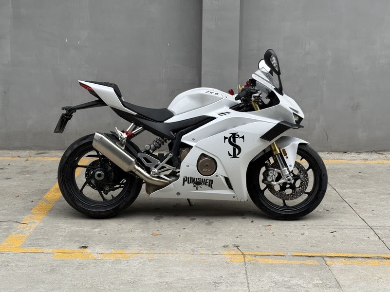 二手张雪机车500RR