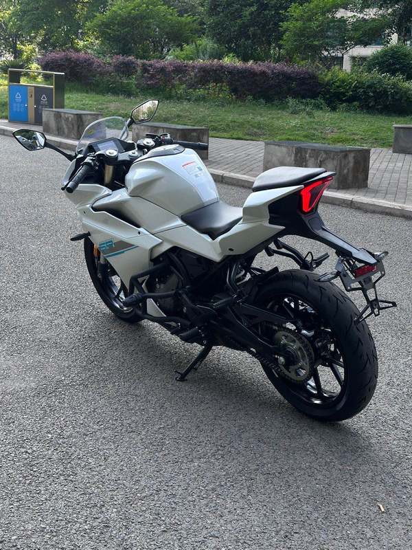 二手春风250SR