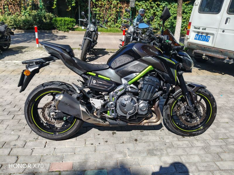二手川崎Z900