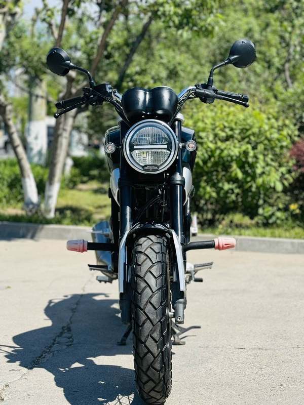 二手五羊本田鸷道 CB190SS