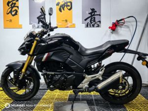 二手豪爵XCR300