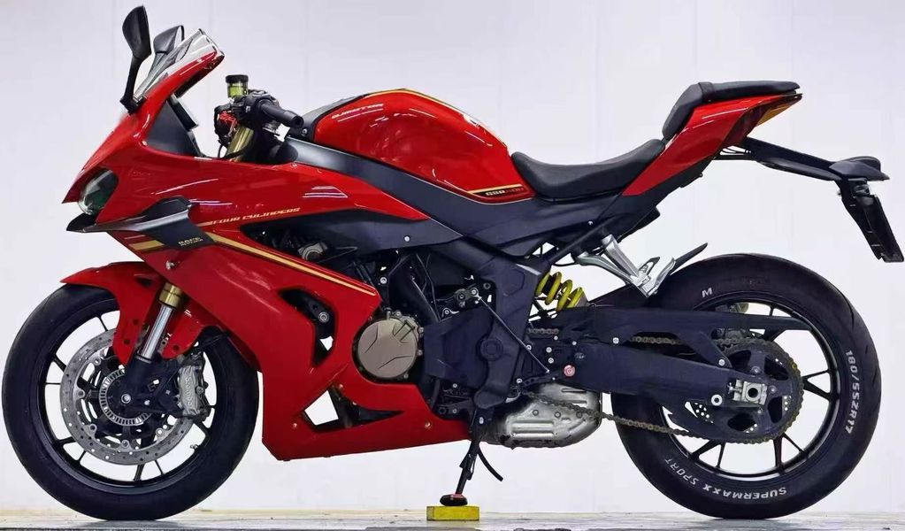 二手QJMOTOR赛800