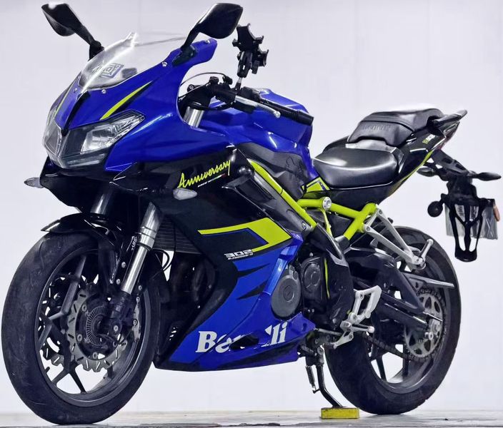 二手贝纳利龙卷风 Tornado 302R