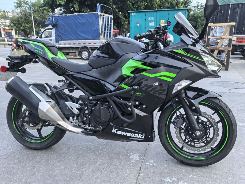 二手川崎Ninja 400