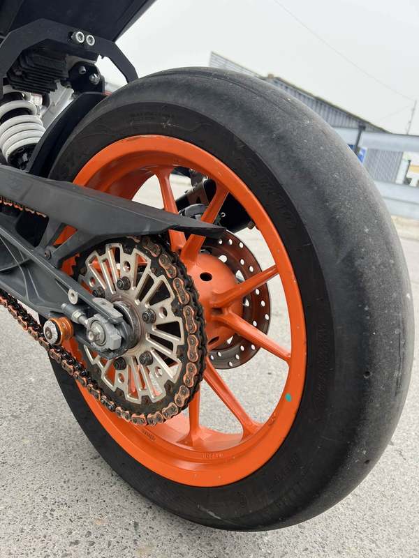 二手KTMR2R390 Duke