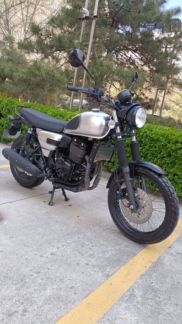 二手QJMOTOR逸250