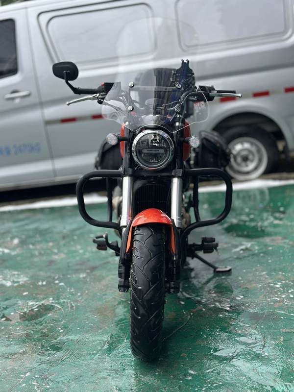 二手QJMOTOR闪300