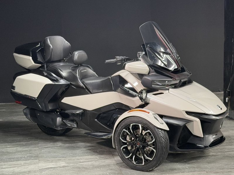 二手庞巴迪Spyder RT