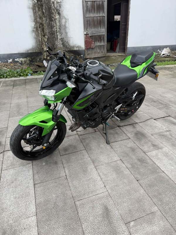 二手川崎Z400