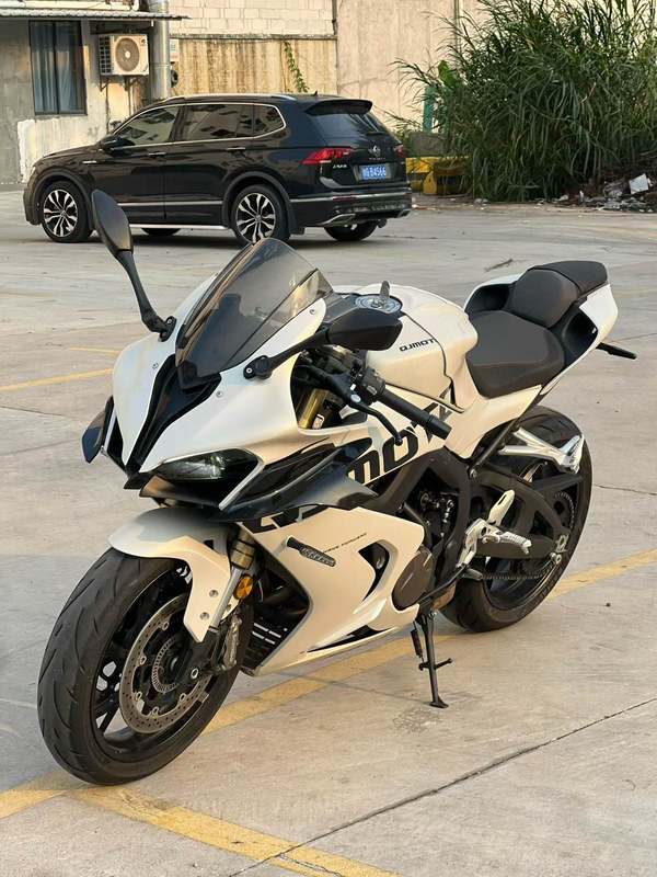 二手QJMOTOR赛800