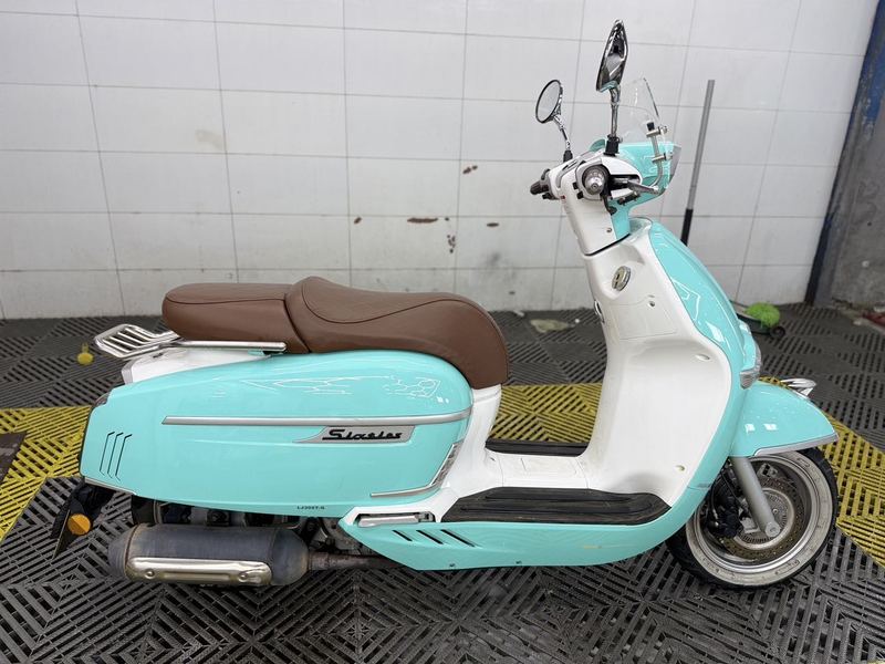 二手维多利亚Sixties 300i
