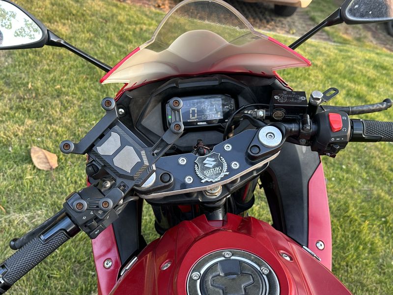 二手济南铃木极客飒 Gixxer 155