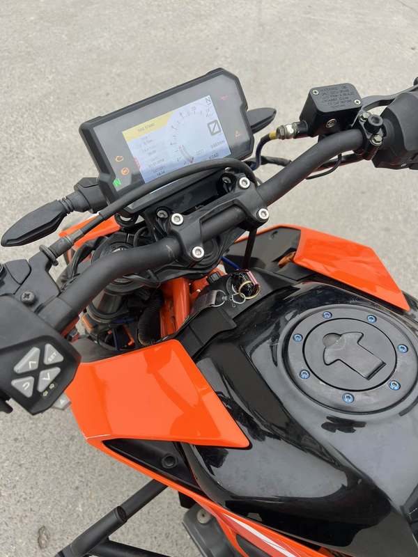 二手KTMR2R390 Duke