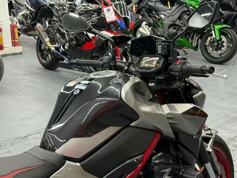 二手川崎Z900