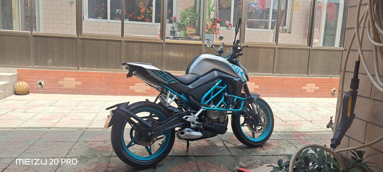 二手春风250NK