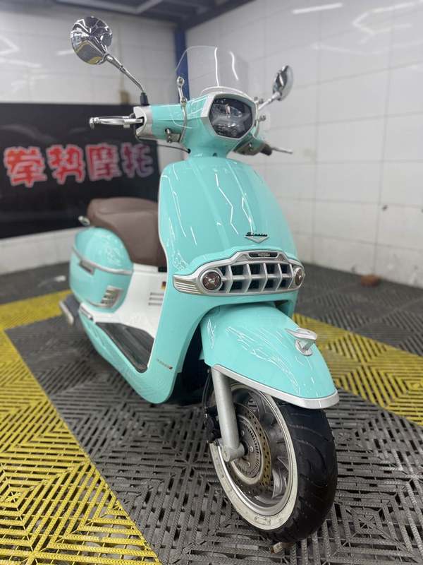 二手维多利亚Sixties 300i