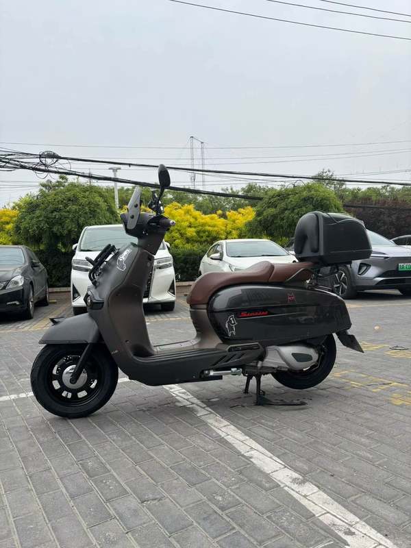 二手维多利亚Sixties 250Si