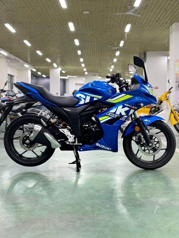 二手济南铃木极客飒 Gixxer 155