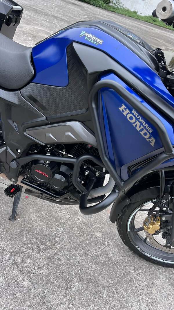 二手五羊本田猛鸷 CB190X