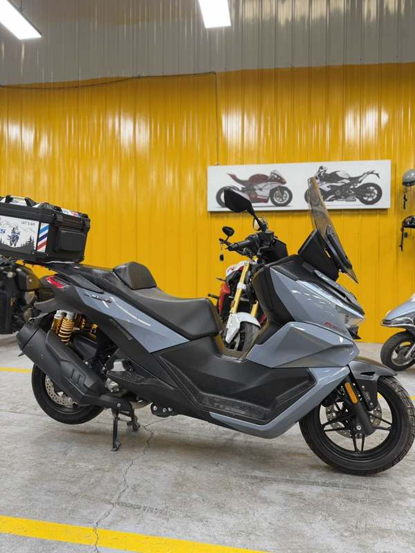二手无极SR250GT