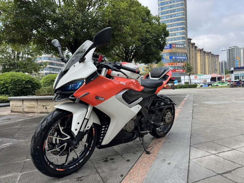 二手QJMOTOR赛250