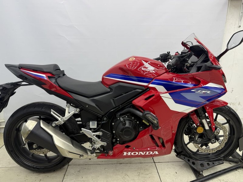 二手本田CBR400R