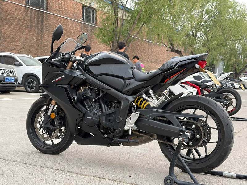 二手本田CBR650R