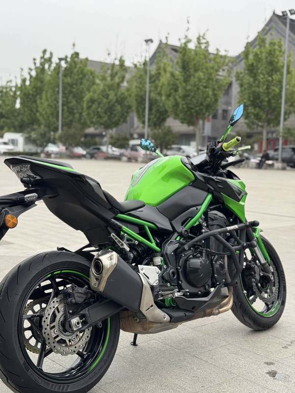 二手川崎Z900