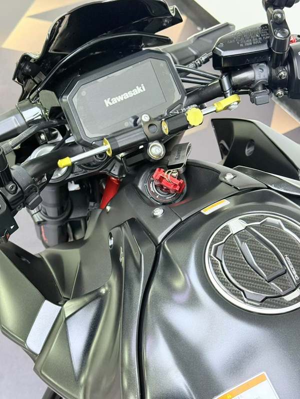 二手川崎Z900