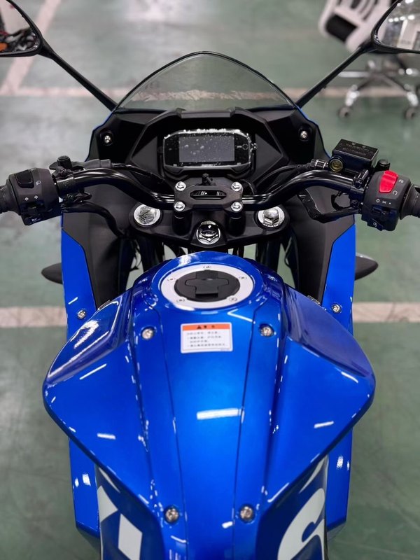 二手济南铃木极客飒 Gixxer 155
