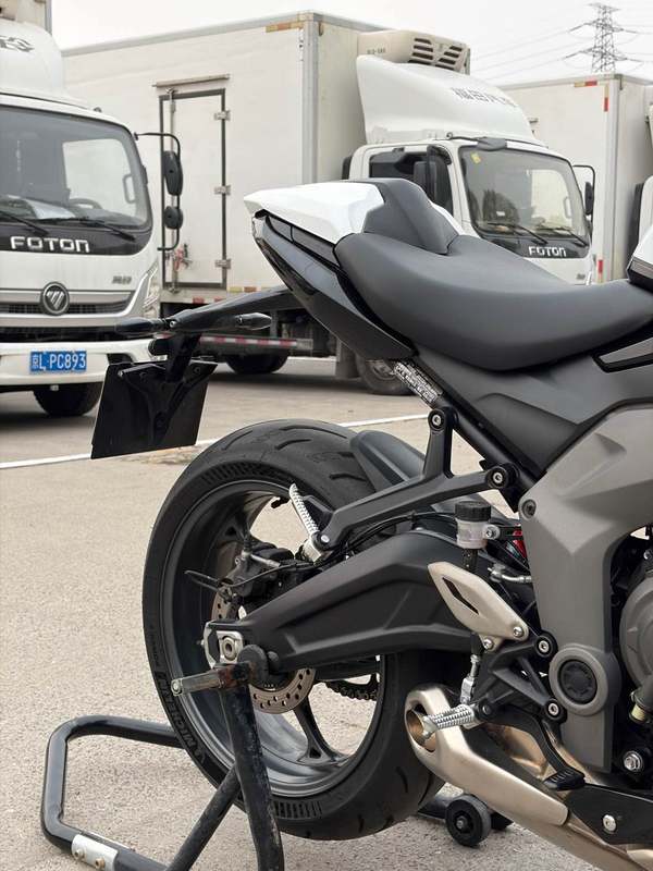 二手凯旋Daytona 660