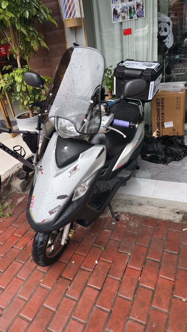 二手豪爵VF100
