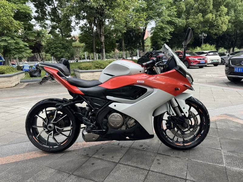 二手QJMOTOR赛250