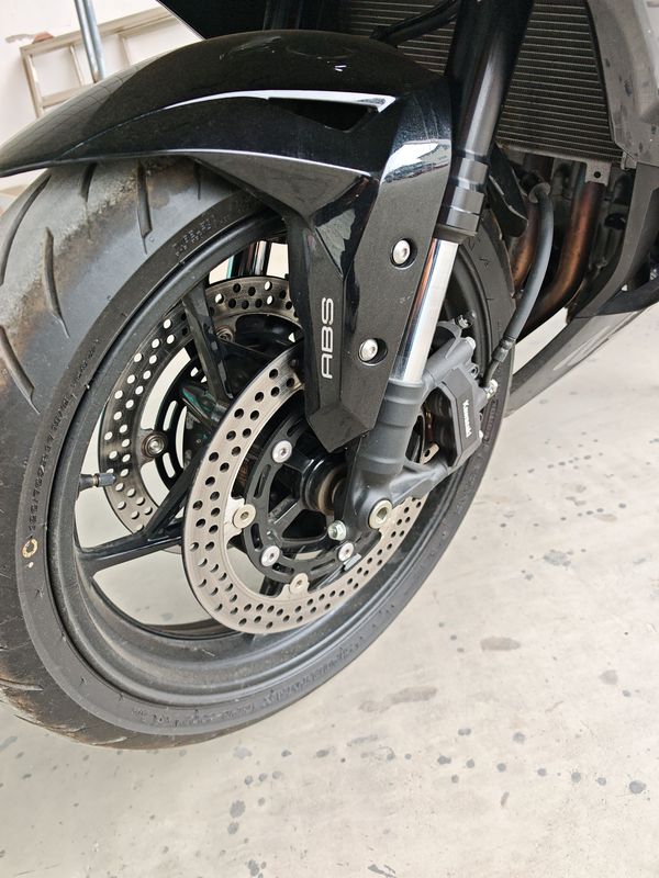 二手川崎ZX-4R