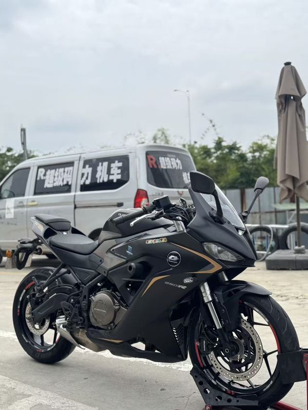 二手QJMOTOR赛250