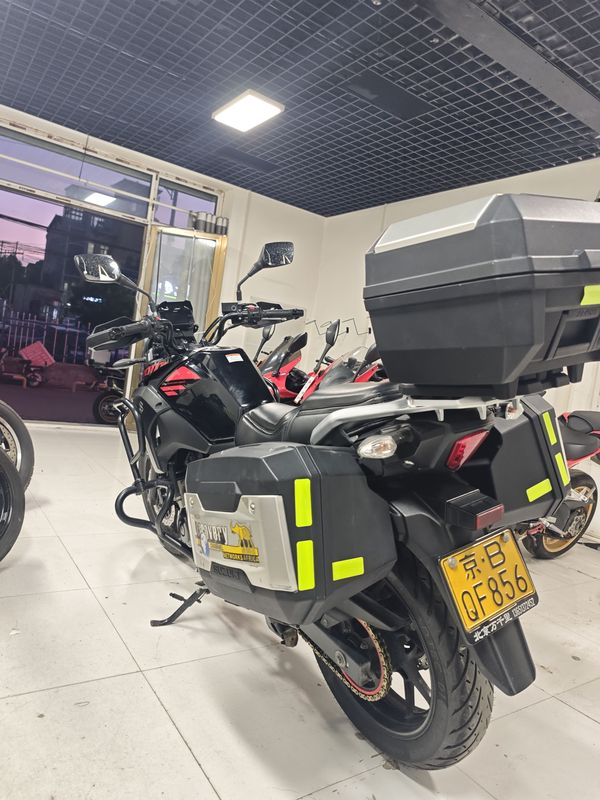 二手豪爵铃木DL250