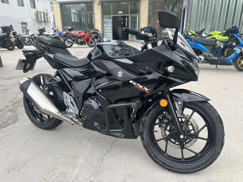 二手豪爵铃木GSX250R