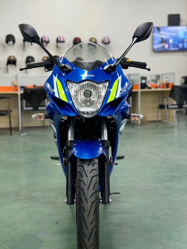二手济南铃木极客飒 Gixxer 155