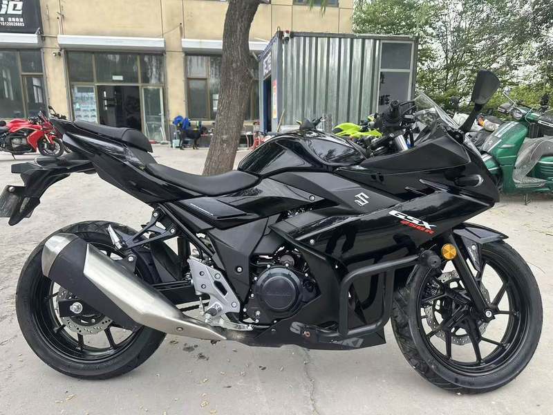 二手豪爵铃木GSX250R
