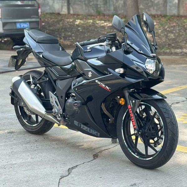 二手豪爵铃木GSX250R