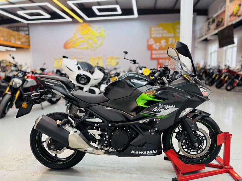 二手川崎Ninja 400