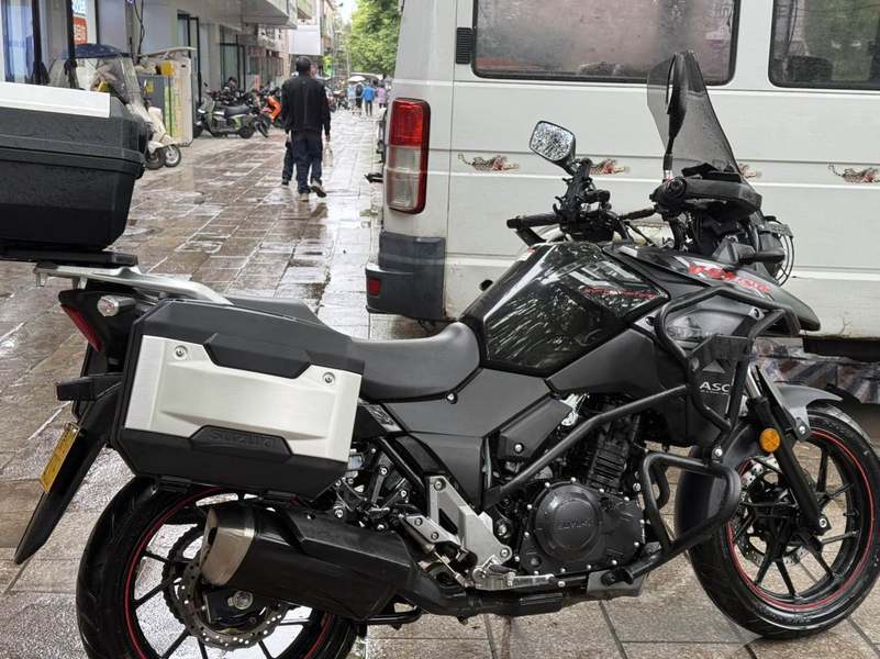 二手豪爵铃木DL250