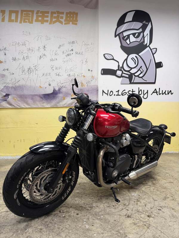 二手凯旋Bonneville Bobber
