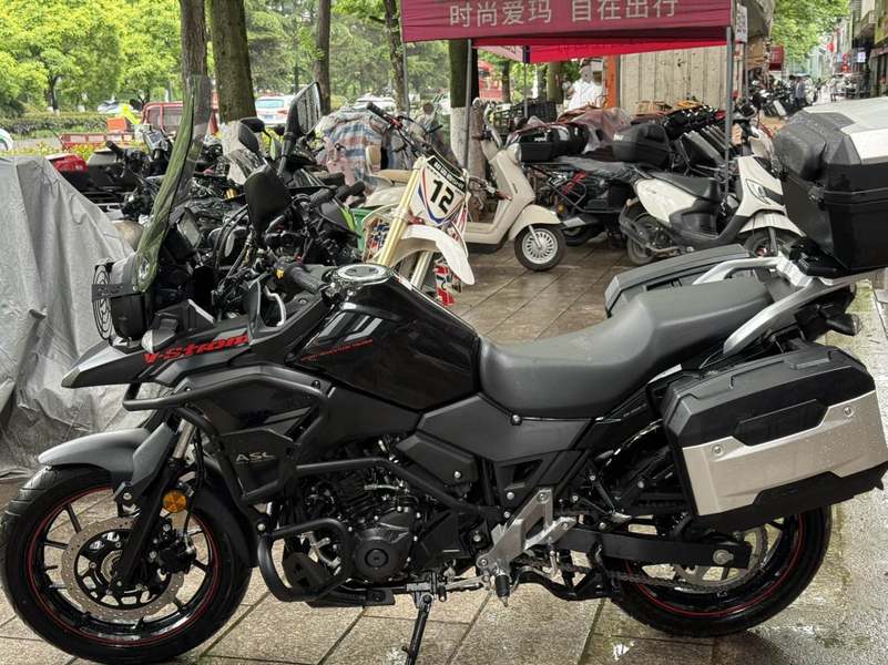 二手豪爵铃木DL250