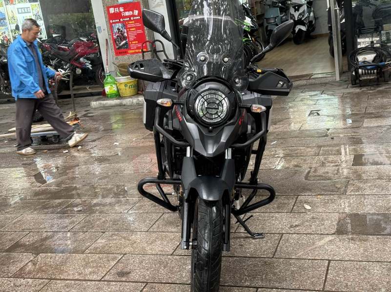 二手豪爵铃木DL250