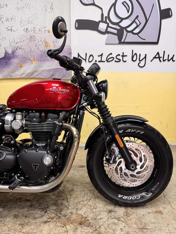 二手凯旋Bonneville Bobber