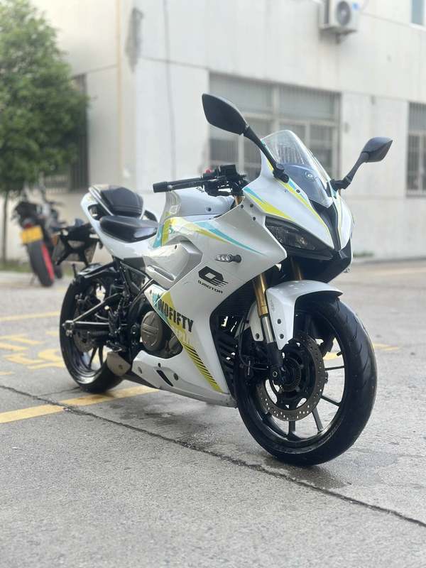 二手QJMOTOR赛250