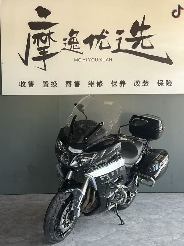 二手贝纳利600GC